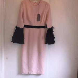 Flare sleeve Body-con dress